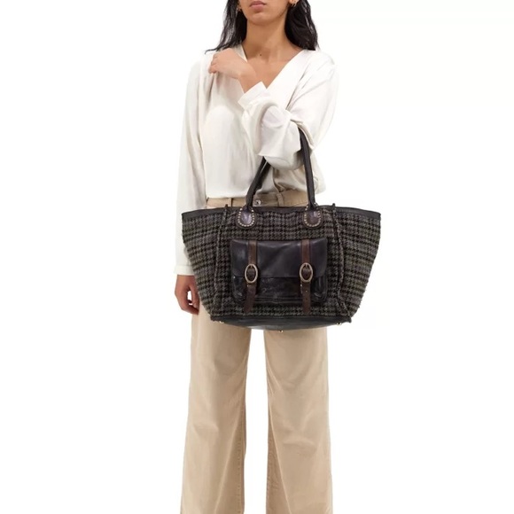 💜hold💜 - Picture 11 of 15